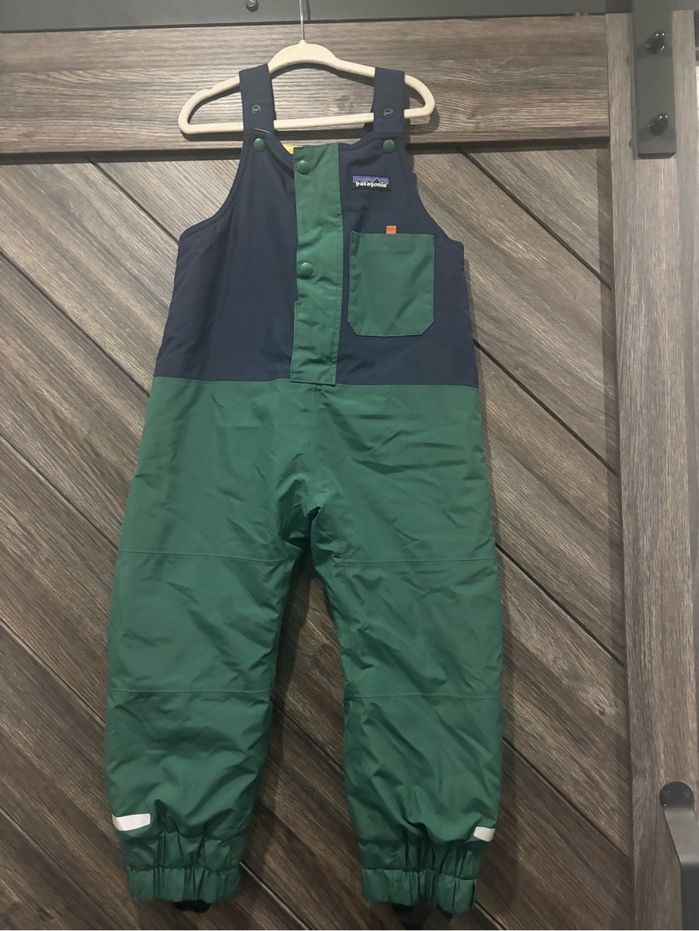 Patagonia Baby Snow Pile Bibs- green